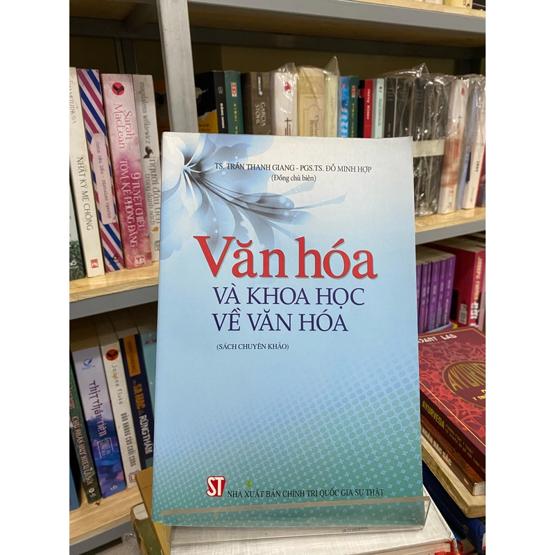 VĂN HOÁ VÀ KHOA HỌC VỀ VĂN HOÁ 329591