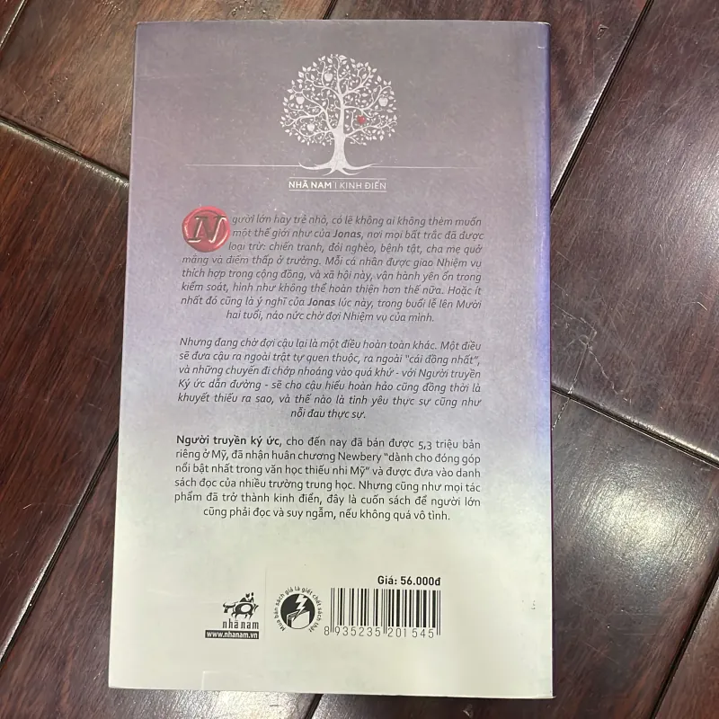 Người truyền ký ức - Lois Lowry - sách VĂN HỌC KINH ĐIỂN  1034673