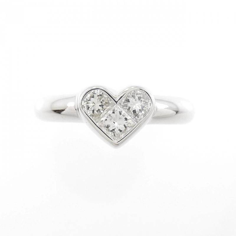 Nhẫn kim cương 750WG hình trái tim 671935