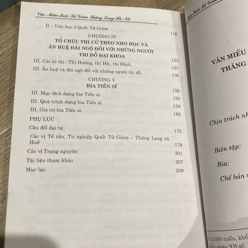 VĂN MIẾU - QUỐC TỬ GIÁM THĂNG LONG - HÀ NỘI (XB 2012) 751651