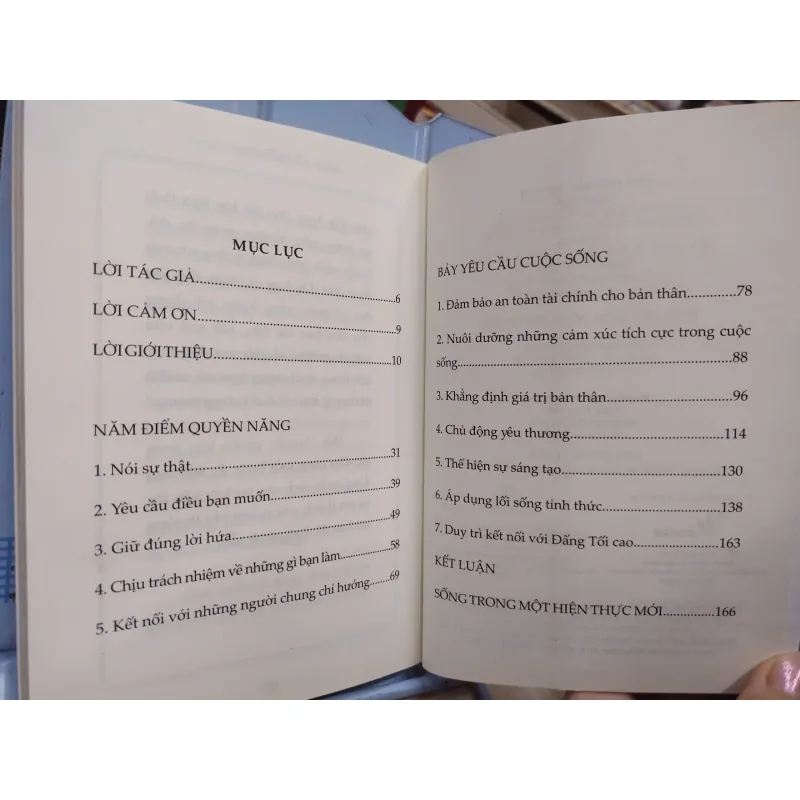 Sách: Nghĩ đơn giản - sống đơn thuần (B1) Tác giả: Tolly Burkan 693089