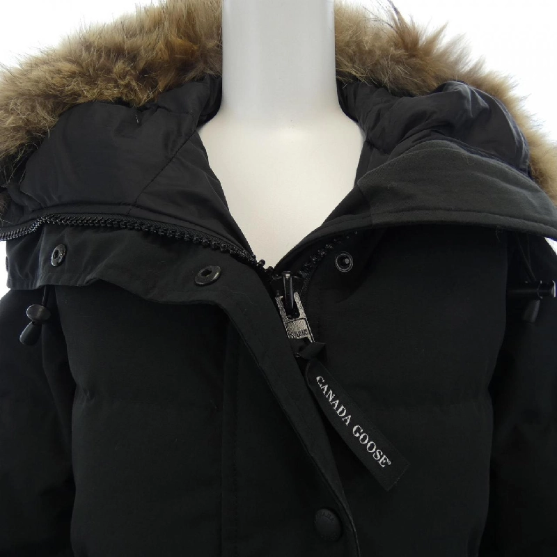 【Khuyến mãi】Áo khoác lông Canada Goose 642307