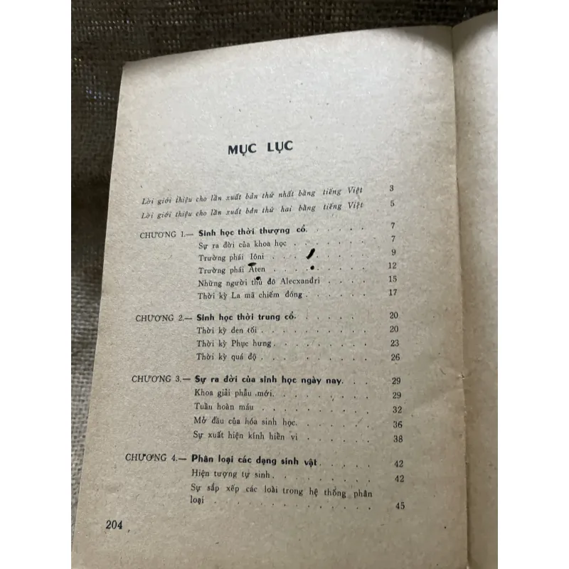 Lược sử sinh học-210 trang - mọt ăn chấm li ti - không ảnh hưởng nội dung  800209