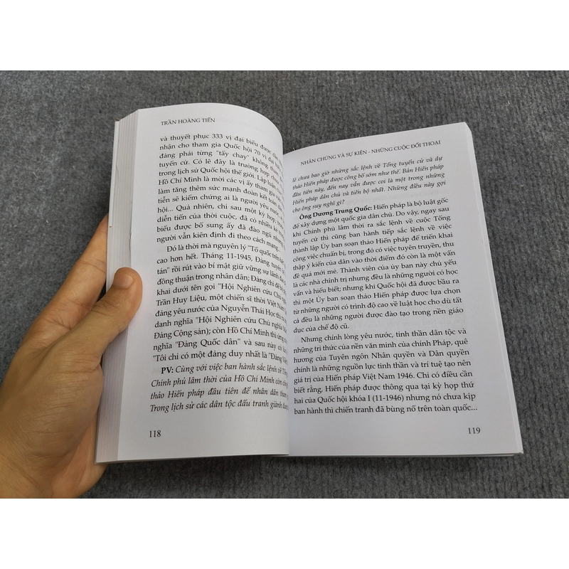 NHÂN CHỨNG VÀ SỰ KIỆN NHỮNG CUỘC ĐỐI THOẠI 479776
