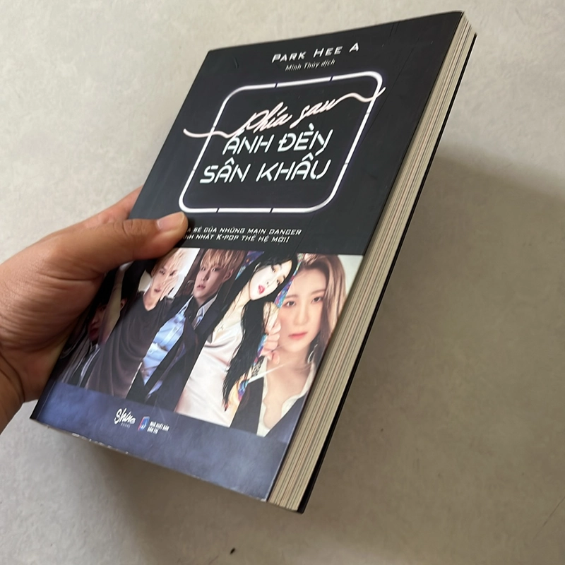 Phía sau ánh đèn sân khấu - Park Hee A 505932