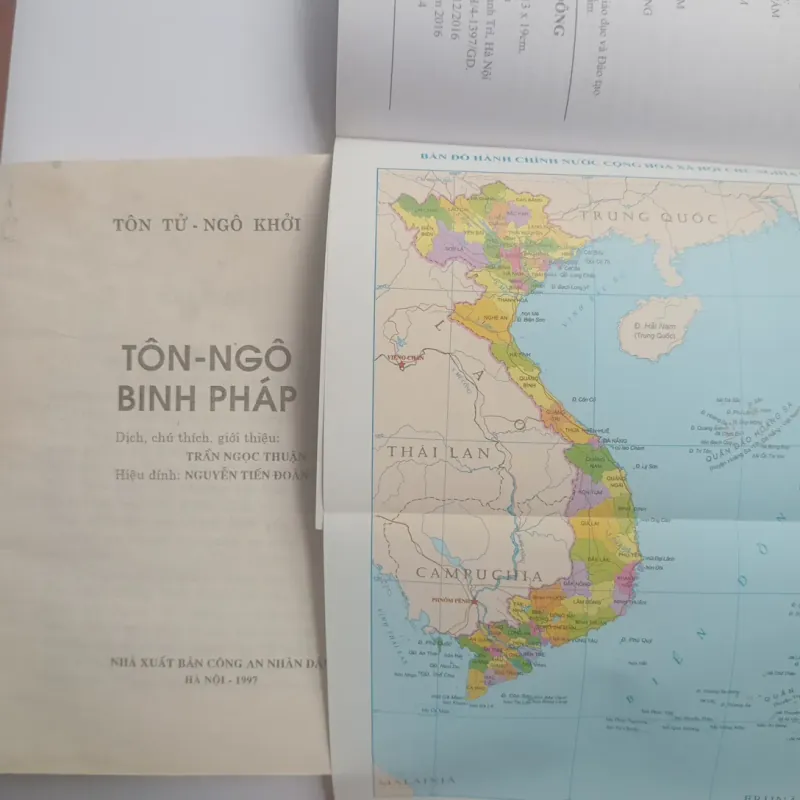 Combo 2 quyển Tôn Ngô binh pháp và Việt Nam biển Đông 1019753