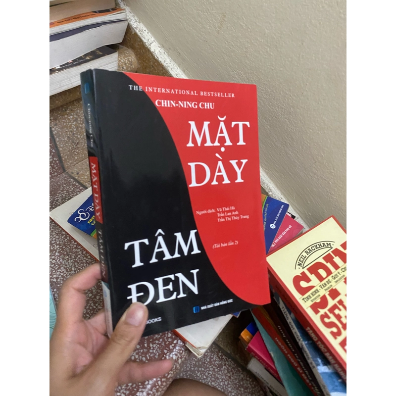 mặt dày tâm đen 7424