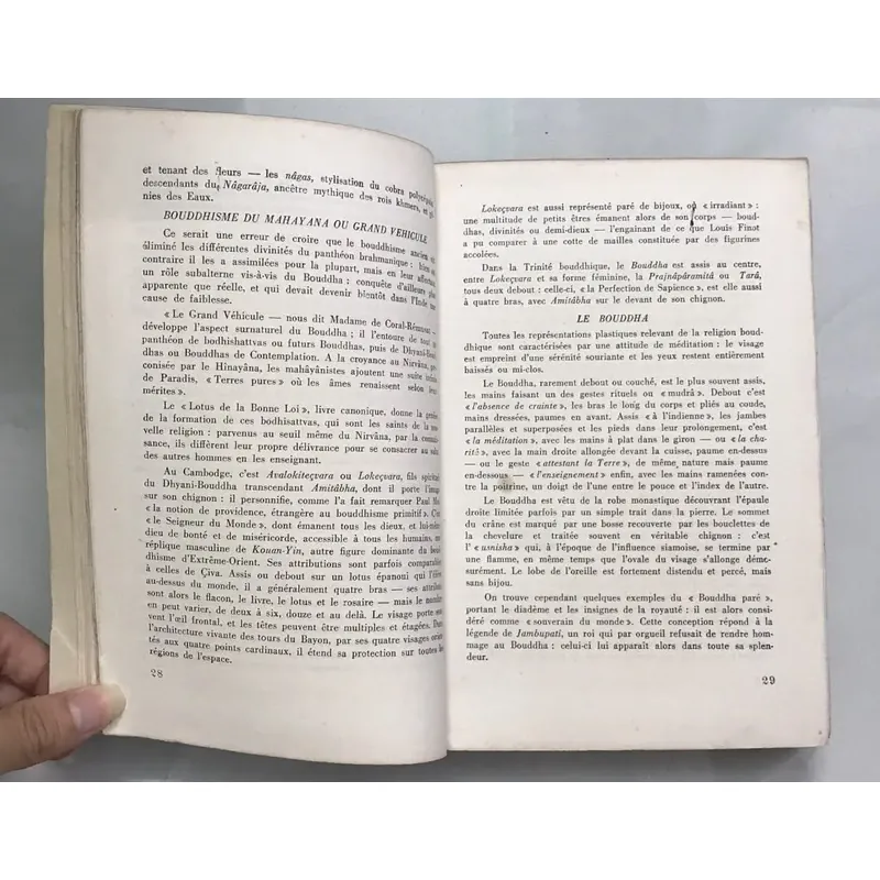 Các di tích thuộc quần thể Angkor_ Les monuments du Group D'Angkor_1948_Maurice 694557