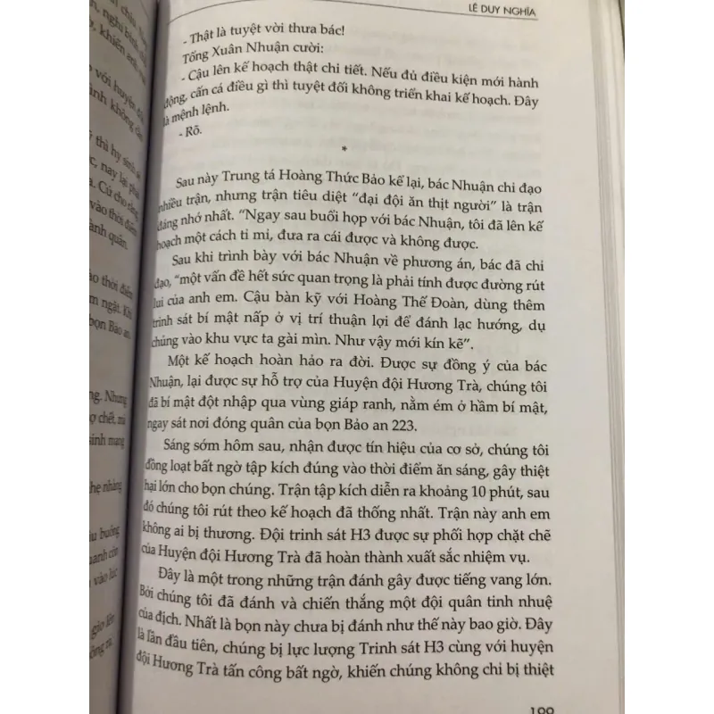 Người vào tâm bão - Lê Duy Nghĩa 997186