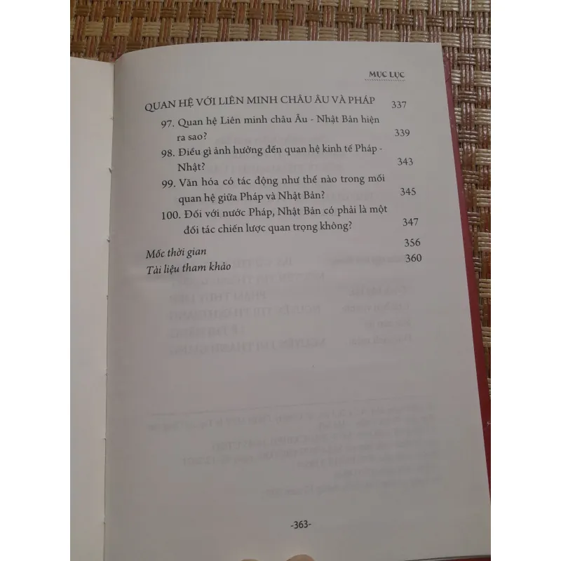 NHẬT BẢN QUA 100 CÂU HỎI.... 779054