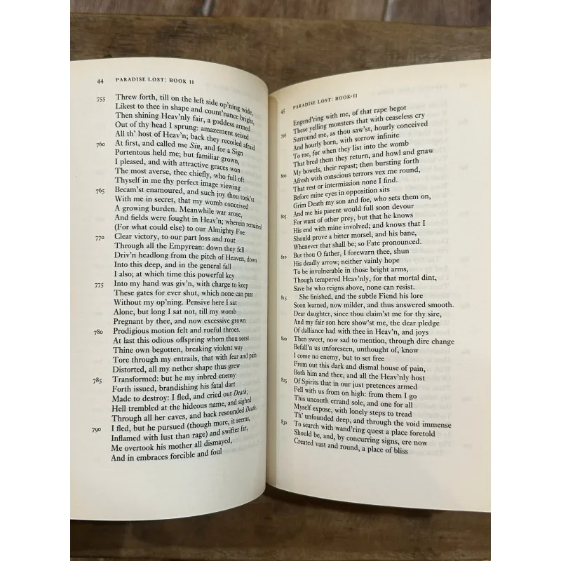 Paradise Lost - John Milton 731266