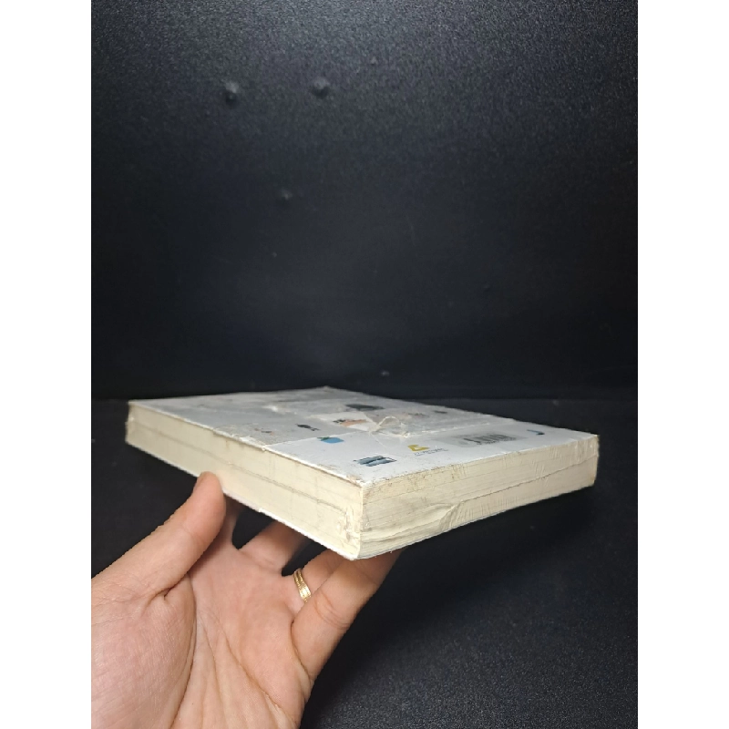 [59K/kg] Những kẻ khó ưa ở văn phòng mới 90% còn seal bị ố HCM0510 364925