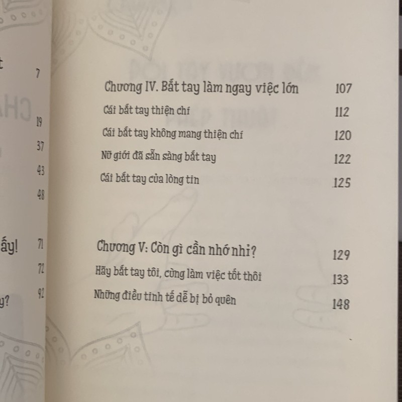 Bắt Tay Chạm Ngay Linh Hồn (Hơi Ấm Trong Lòng Bàn Tay Mạnh Hơn Lời Nói) 160734