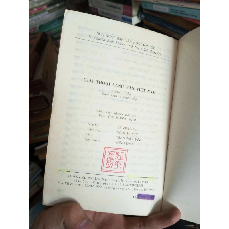 Giai thoại làng văn Việt Nam 1999 Văn học Việt Nam KSX1004 1007981