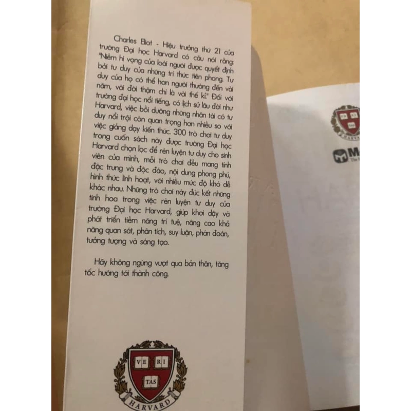Sách 300 Câu đố tư duy của sinh viên trường đại học Harvard - Hoài Nha dịch 307257