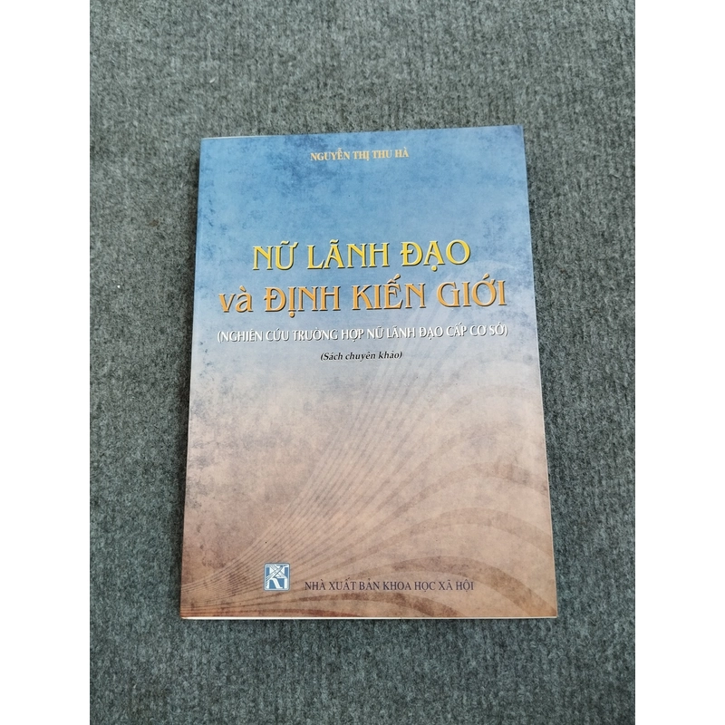 NỮ LÃNH ĐẠO VÀ ĐỊNH KIẾN GIỚI 494525