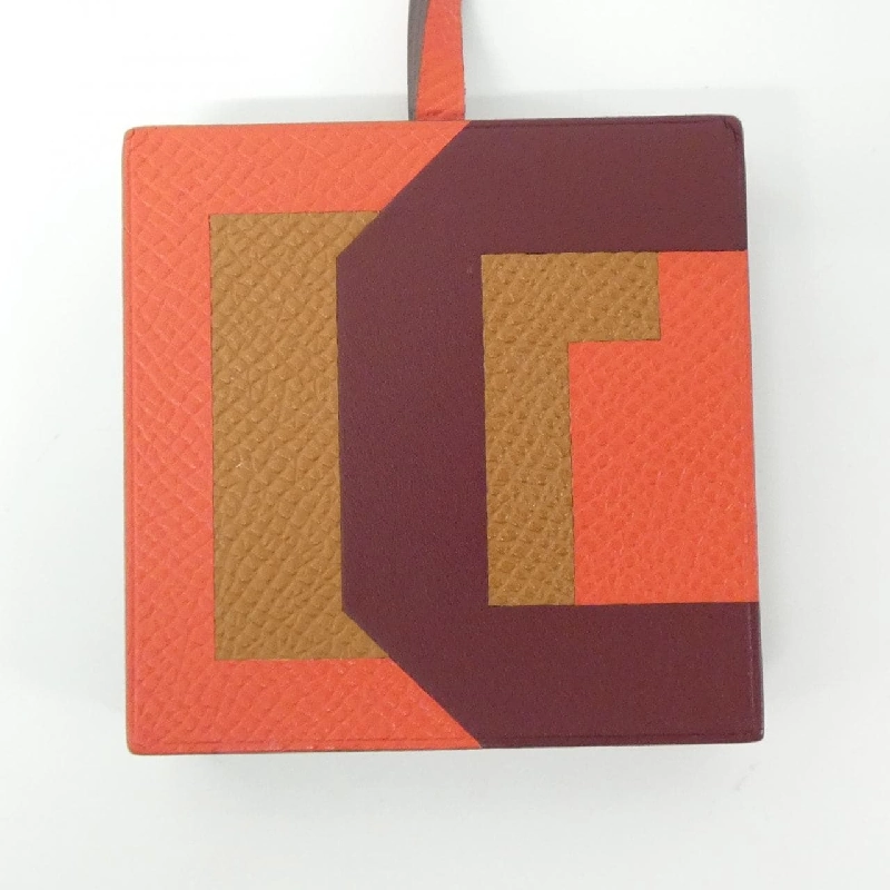 Charm túi Hermès G Retrouvailles 075218CA 625385