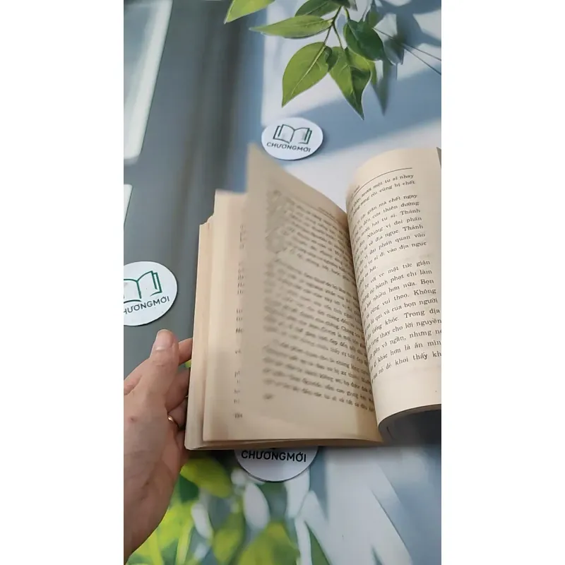 Con Đường Hạnh Phúc - BS Victor Pauchet 727257