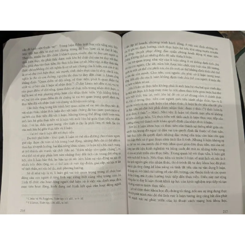 Giáo trình Triết Học 612427