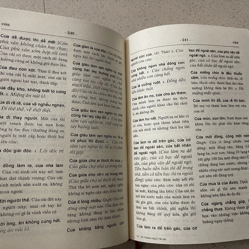 Từ Điển Thành Ngữ và Tục Ngữ Việt Nam 713414