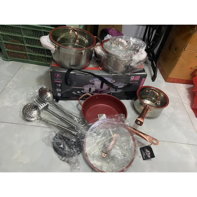 THANH LÝ THÙNG đầy đủ nồi và dụng cụ như hình ( có cái nồi có tay cầm là sử dụng một lần) 606496