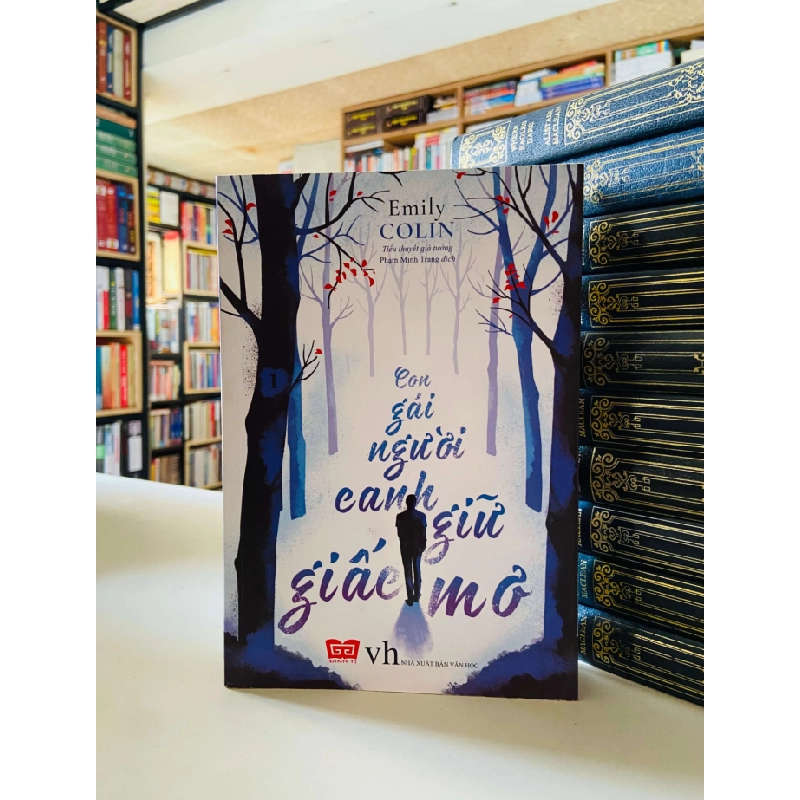 Con gái người canh giữ giấc mơ (2 tập) - Emily Colin STB3626 Văn học 534690