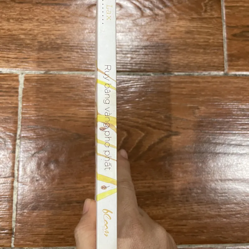 Ruy băng vàng phơ phất - Lax (15) 975797