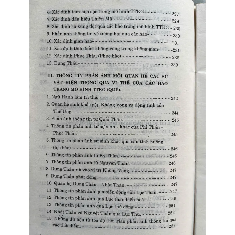 ĐỊNH TÍNH - LƯỢNG  KHÔNG GIAN 759802