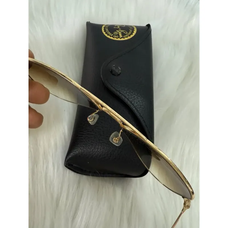 kính mát RAY-BAN tròng màu trà 934840