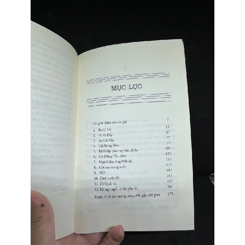 [Phiên Chợ Sách Cũ] Nếp Gấp Thời Gian - Madeleine L'Engle 1304, 2017 433742