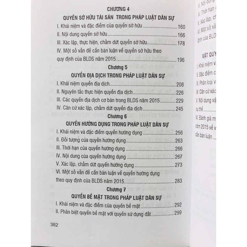 VẬT QUYỀN TRONG PHÁP LUẬT DÂN SỰ VIỆT NAM HIỆN ĐẠI - Nguyễn Minh Oanh 466576