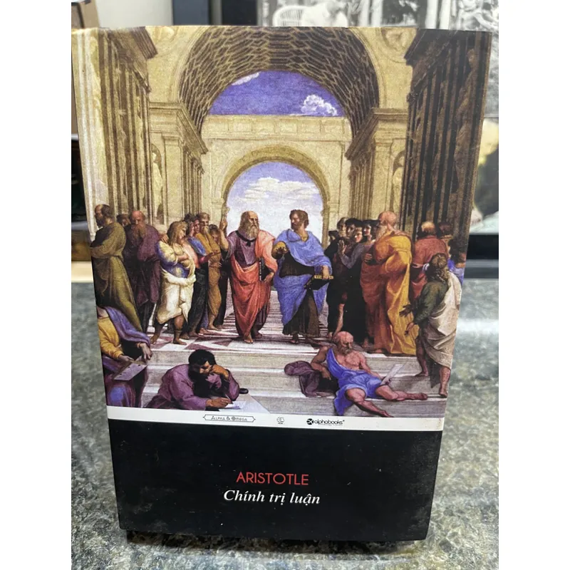 Aristotle Chính trị luận 707497