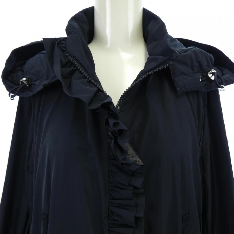 Áo khoác MONCLER OUTREMER 632766