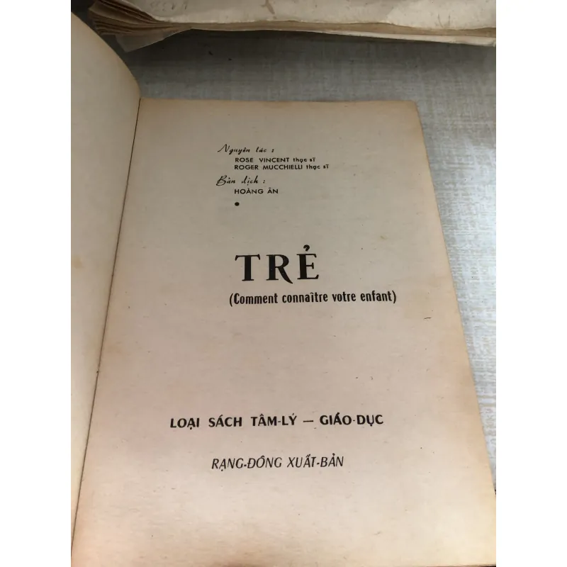 Trẻ - Hiểu trẻ và giáo dục trẻ 1001035