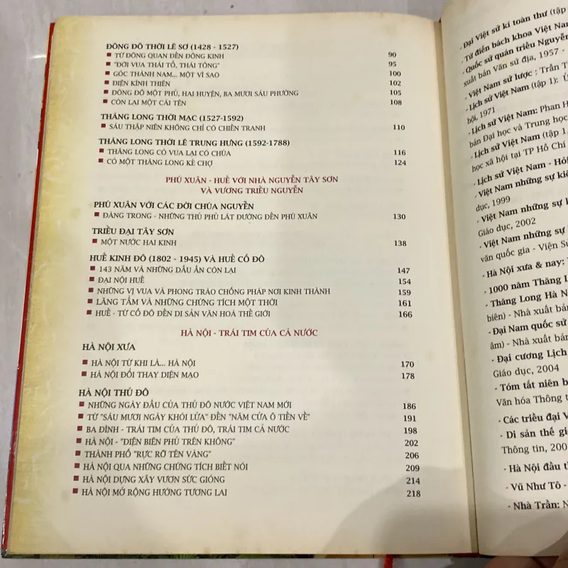 TỪ KINH ĐÔ ĐẾN THỦ ĐÔ, DẶM DÀI ĐẤT NƯỚC THEO NĂM THÁNG 997542