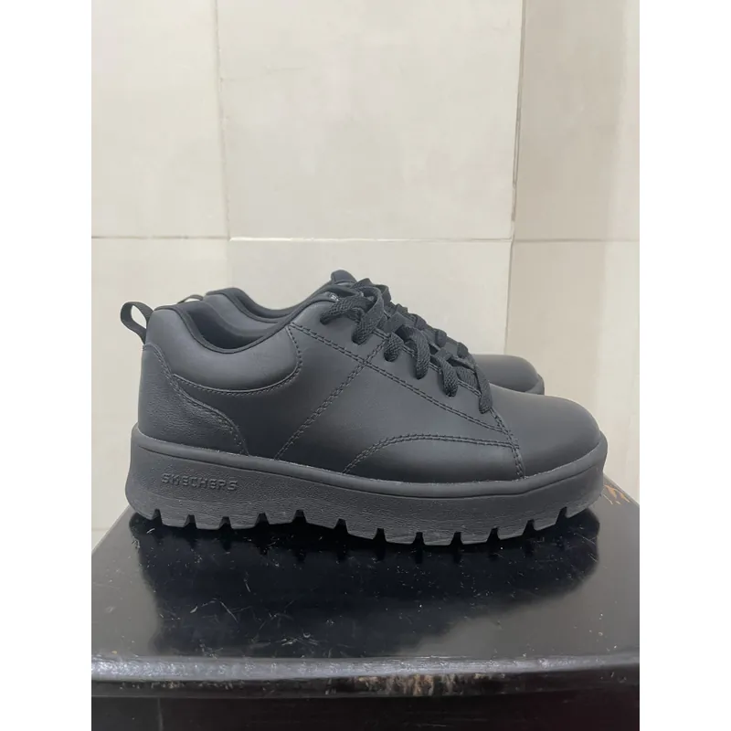 Giày Skechers màu đen - còn mới 698695