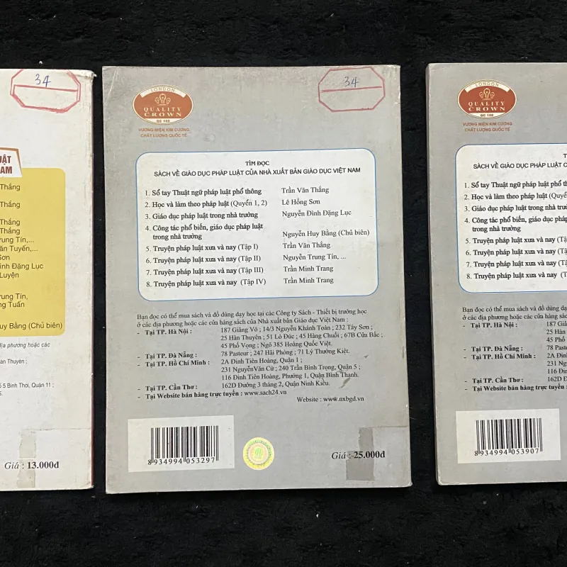 Truyện Pháp Luật Xưa Và Nay (tập 1,2 và 4) 1034017