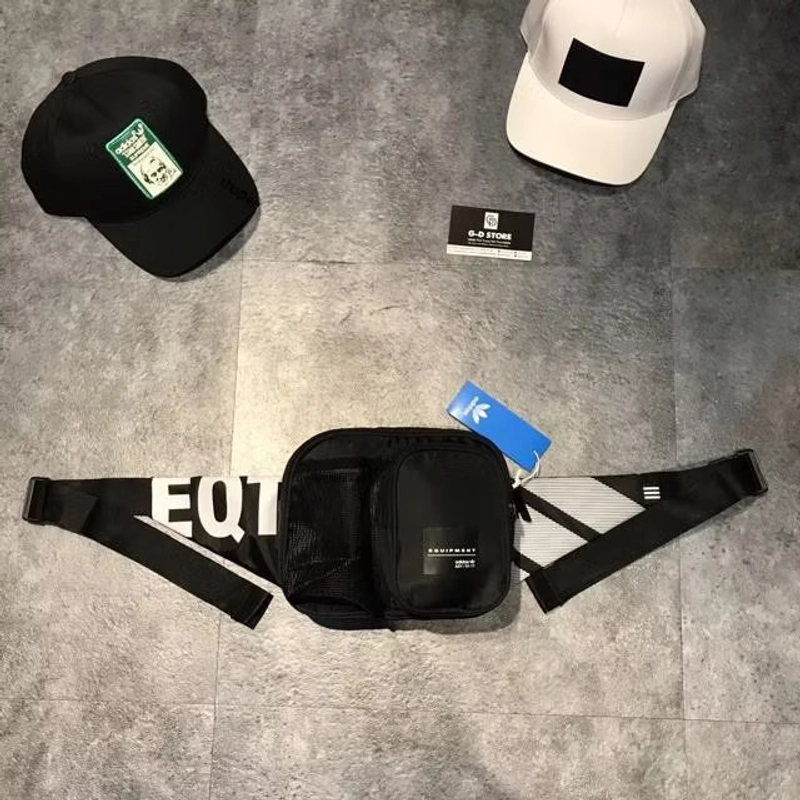 Túi chéo EQT thời trang 521601