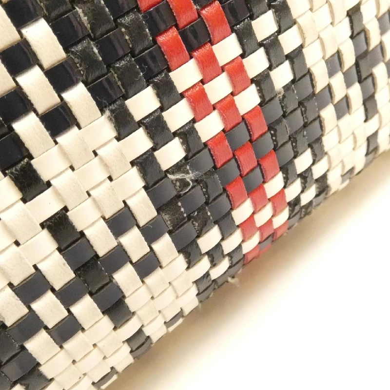 Túi xách nhỏ Fendi Runaway 8BH353 A3V1 - Hàng hiệu Authentic 771464