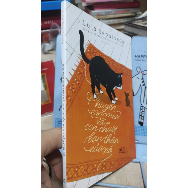 Sách: Chuyện con mèo và con chuột bạn thân của nó - TG: Luis Sepulveda (B3) 1061574