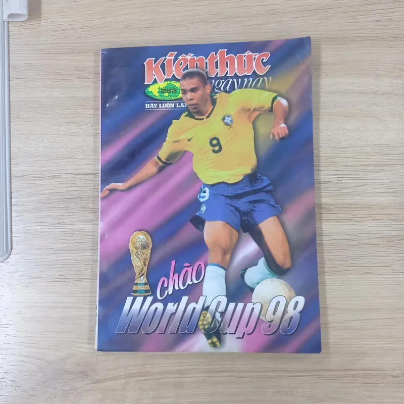 Combo Hoài niệm 3 tạp chí Kiến thức ngày nay ( Worldcup 1998) 1013317
