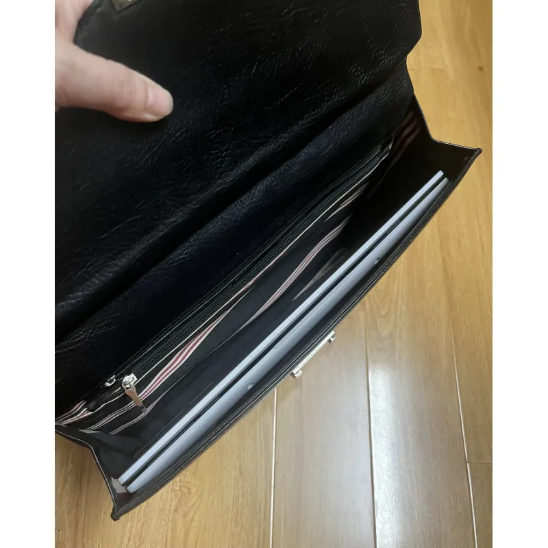 Clutch nam công sở 34*25*5 da thật 2hand 992592