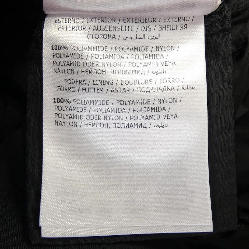 Áo khoác lông vũ MONCLER 639689