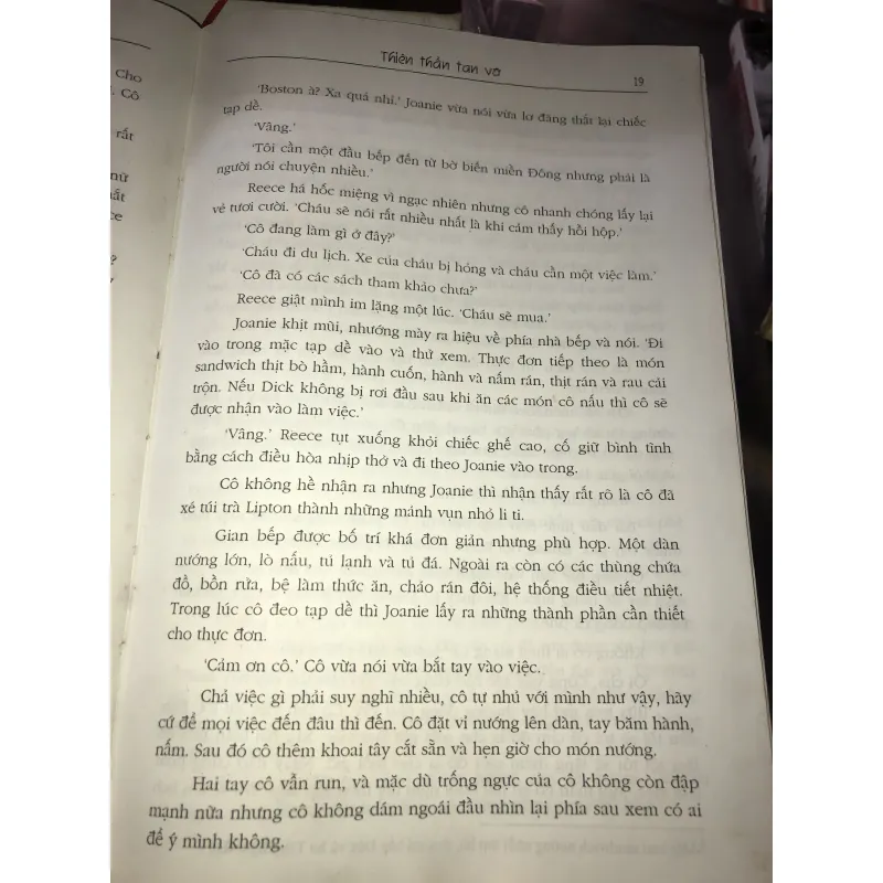 Thiên thần tan vỡ - Nora Roberts 1024237