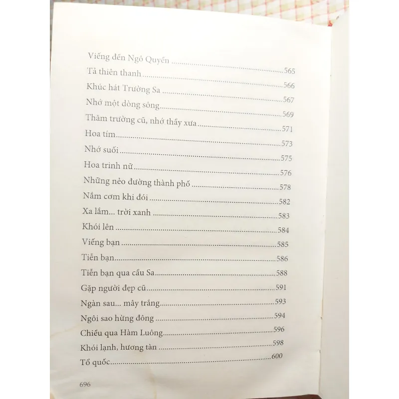 VIỄN PHƯƠNG - QUÊ HƯƠNG ĐỊA ĐẠO (KÝ) & TUYỂN THƠ VIỄN PHƯƠNG 753868