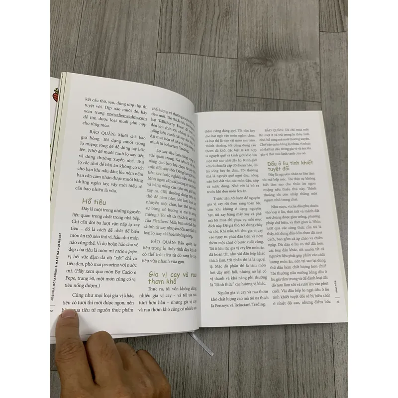 6 mùa - joshua mcfadden, martha holmbery. 1b1 655379