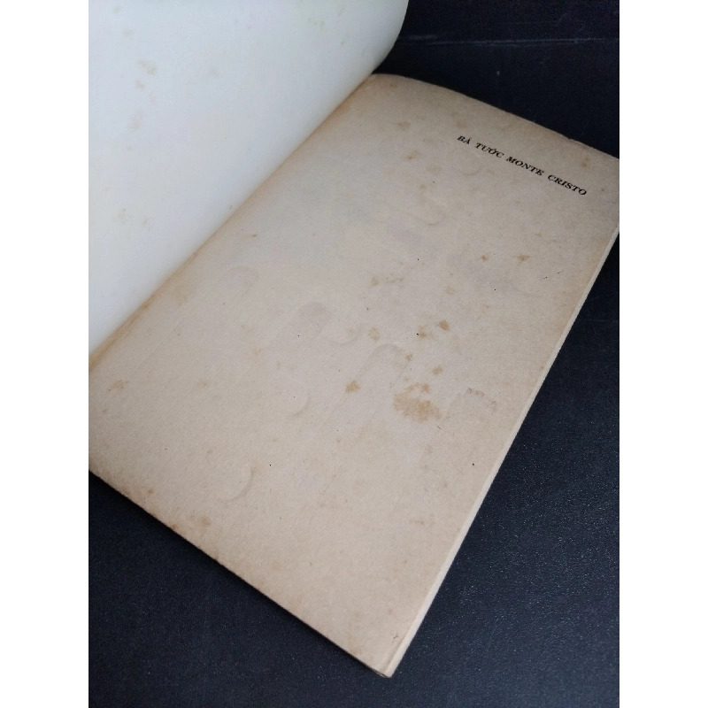 Bá tước Monte Cristo mới 90% bẩn bìa, ố vàng 1996 HCM1001 Alexande Dumas VĂN HỌC 918862