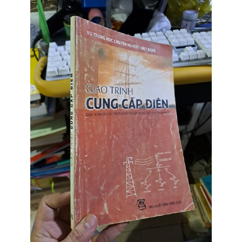 Giáo trình cung cấp điện 2004 mới 80% ố vàng có chữ ký GIÁO TRÌNH, CHUYÊN MÔN HCM1709 Blogmeo21025 582085