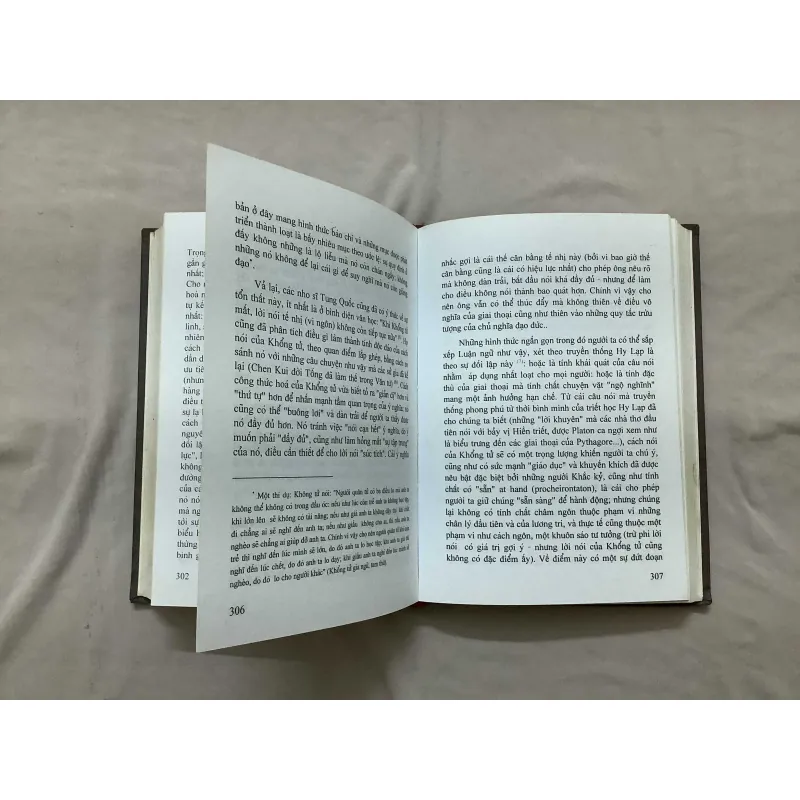 Đường Vòng Và Lối Vào (Bìa Cứng) 687441