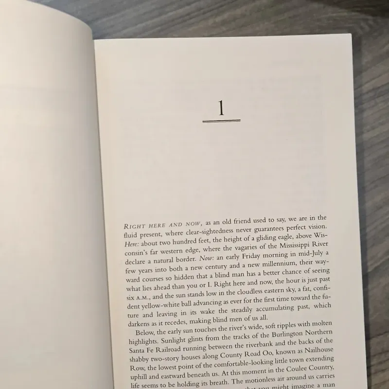 Black House
By Stephen King (khổ lớn, bìa cứng siêu hiếm) 723266